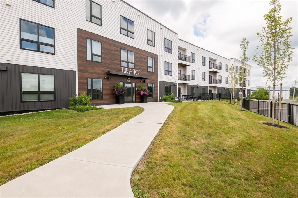 203 Lowell St. # 204