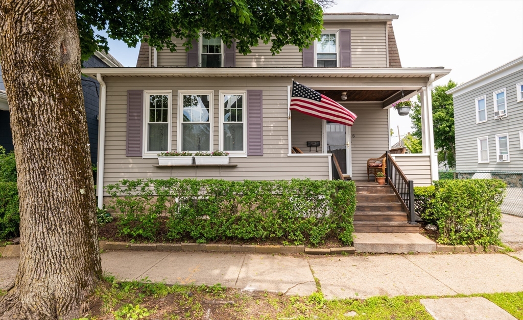 8 Highland Street