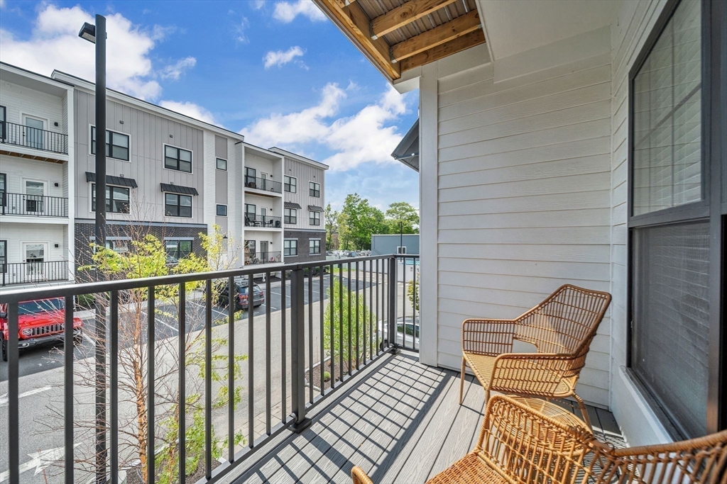 635 Main St. # 2