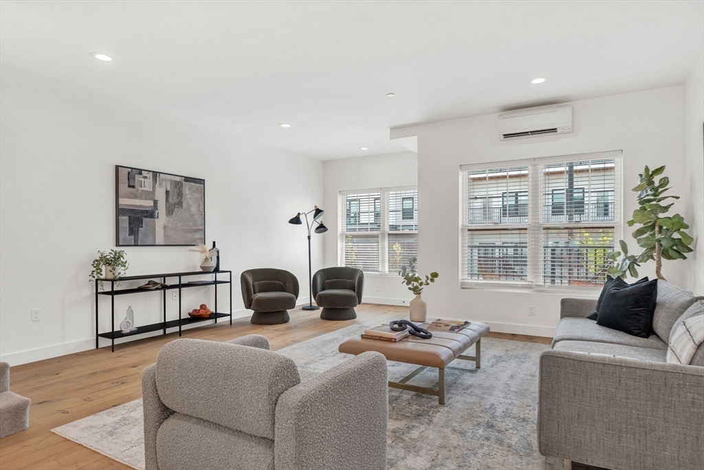 635 Main St. # 2