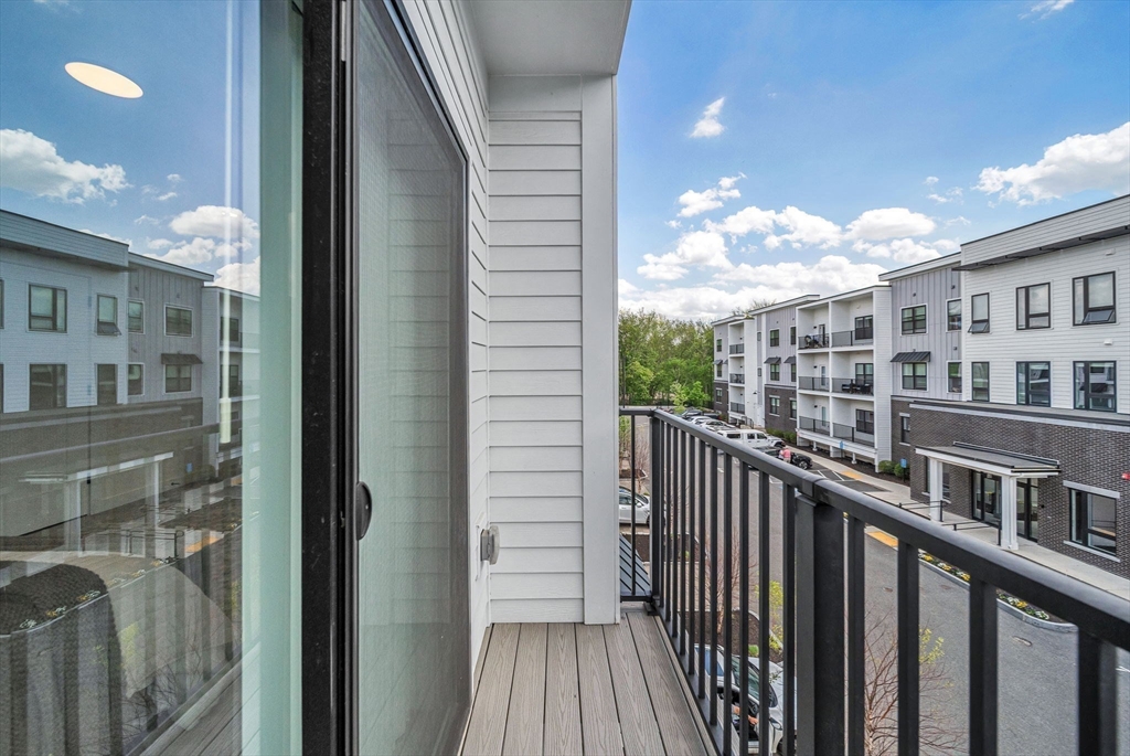 635 Main St. # 2