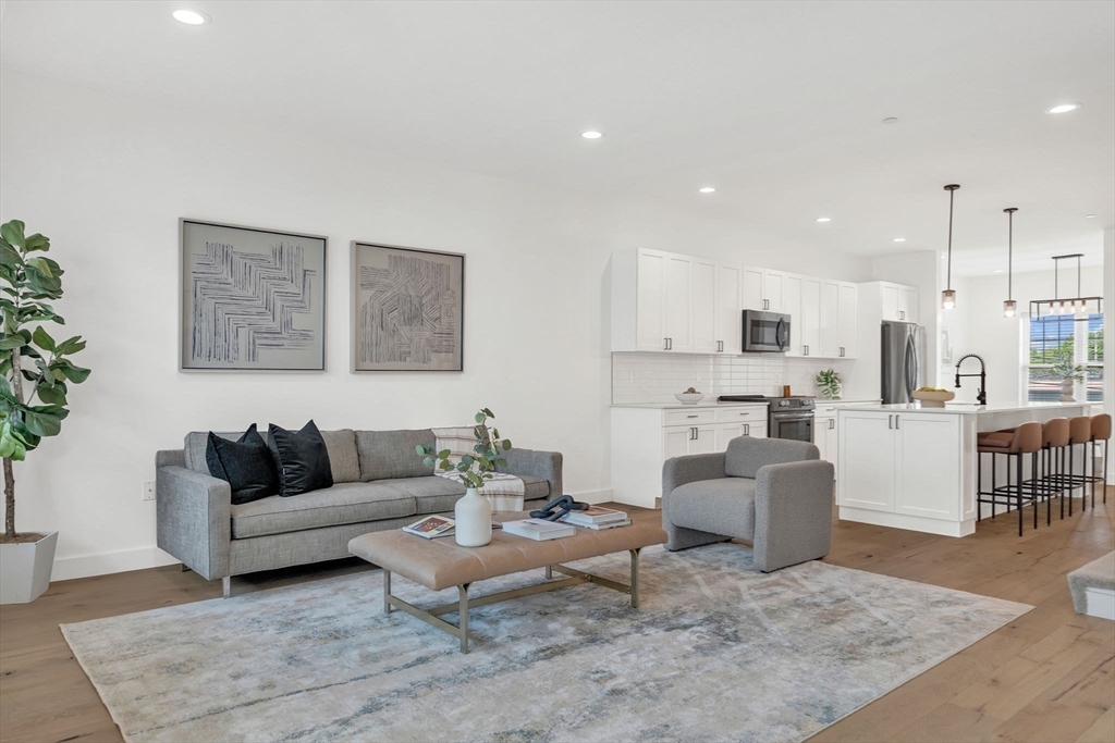 635 Main St. # 2
