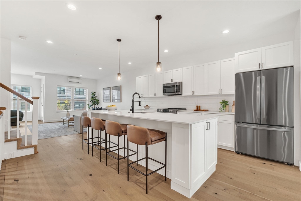 635 Main St. # 2