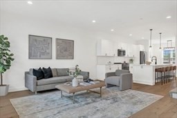635 Main Street # 3 Unit: TH 3