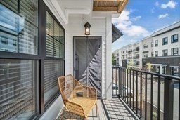 635 Main Street # 3 Unit: TH 3