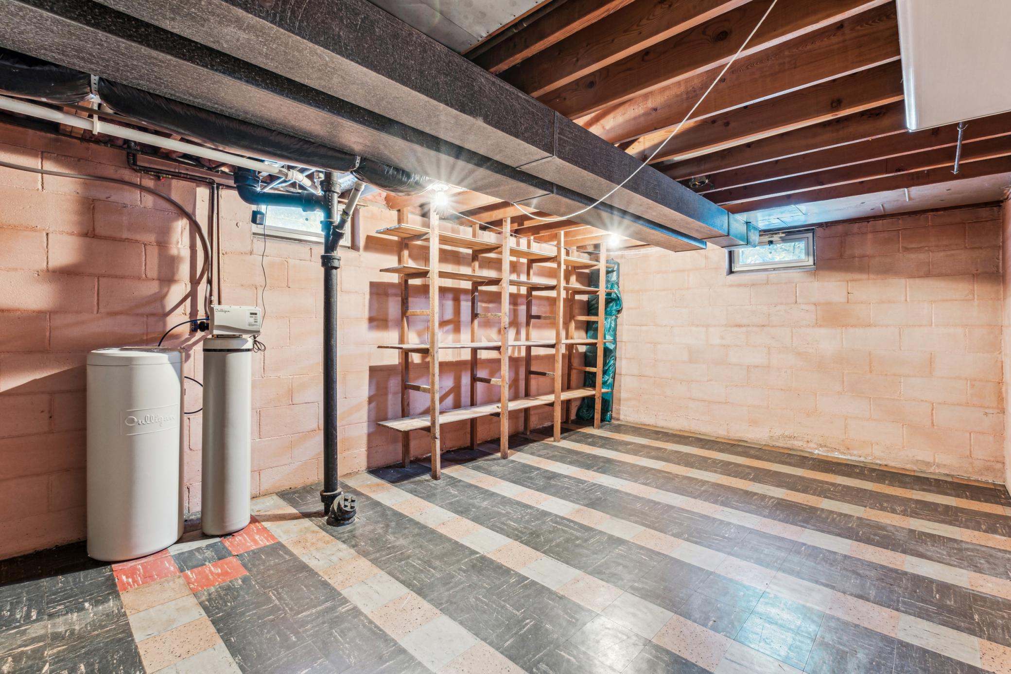 13540 Crooked Lake Boulevard NW