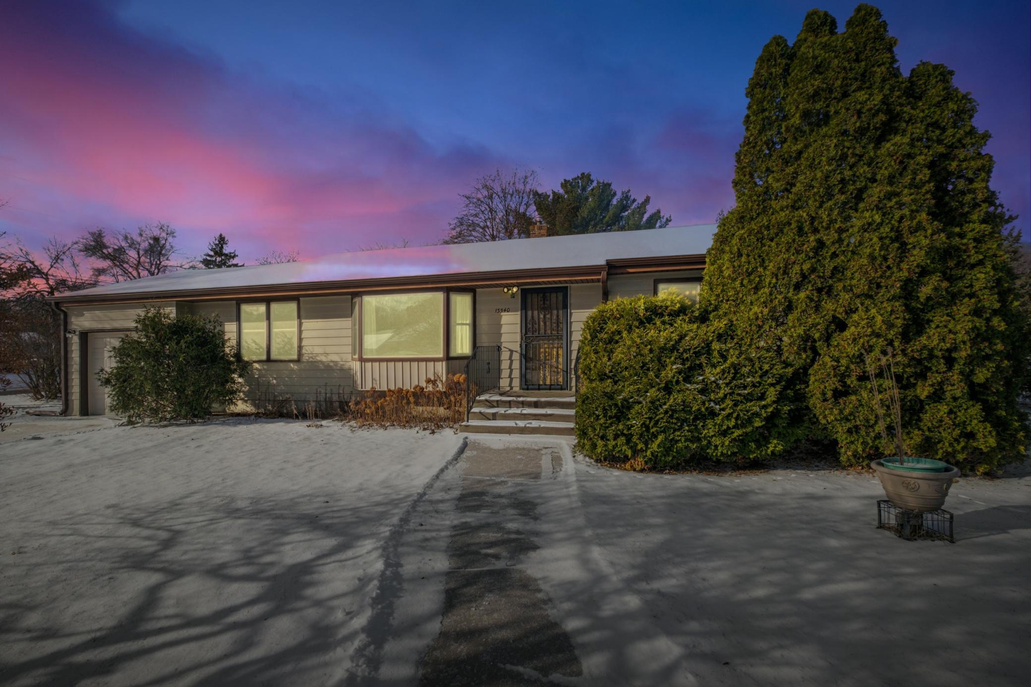 13540 Crooked Lake Boulevard NW