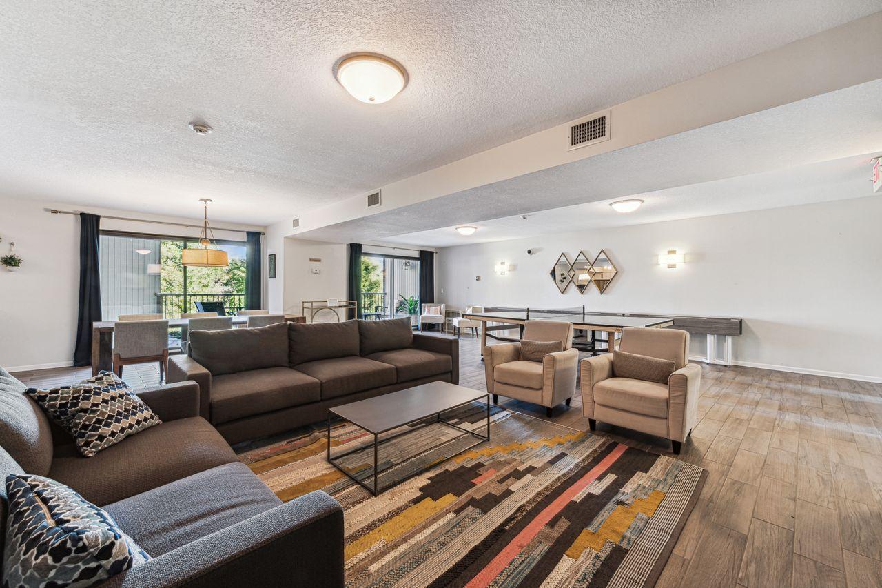 4820 Park Commons Drive Unit: 124