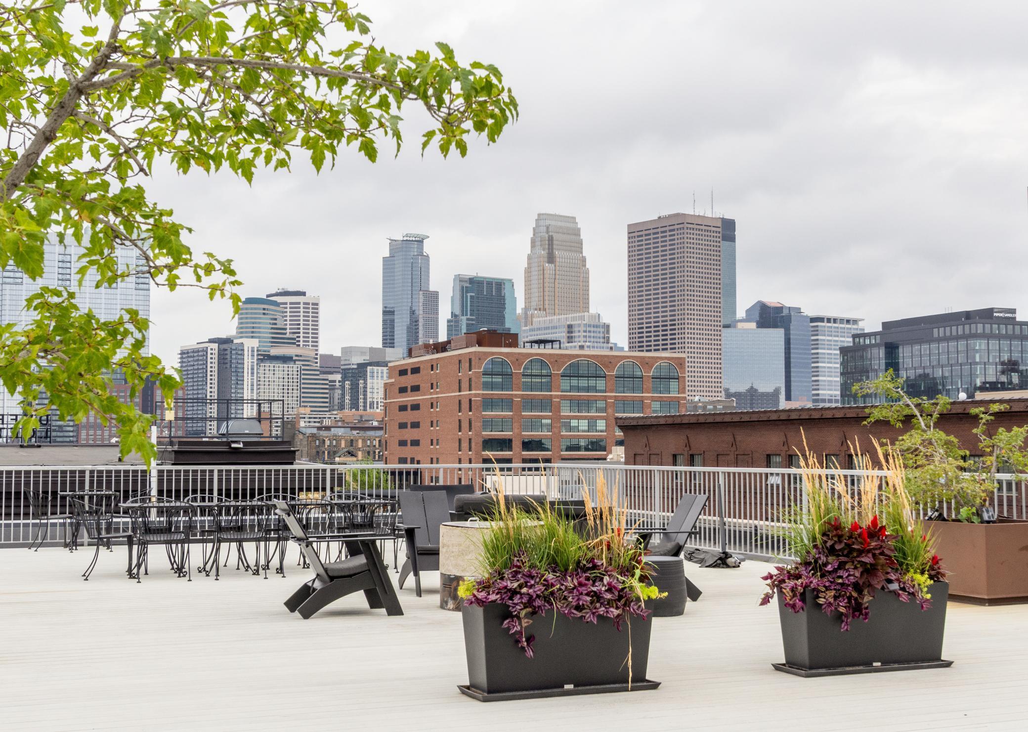 700 Washington Avenue N Unit: 507