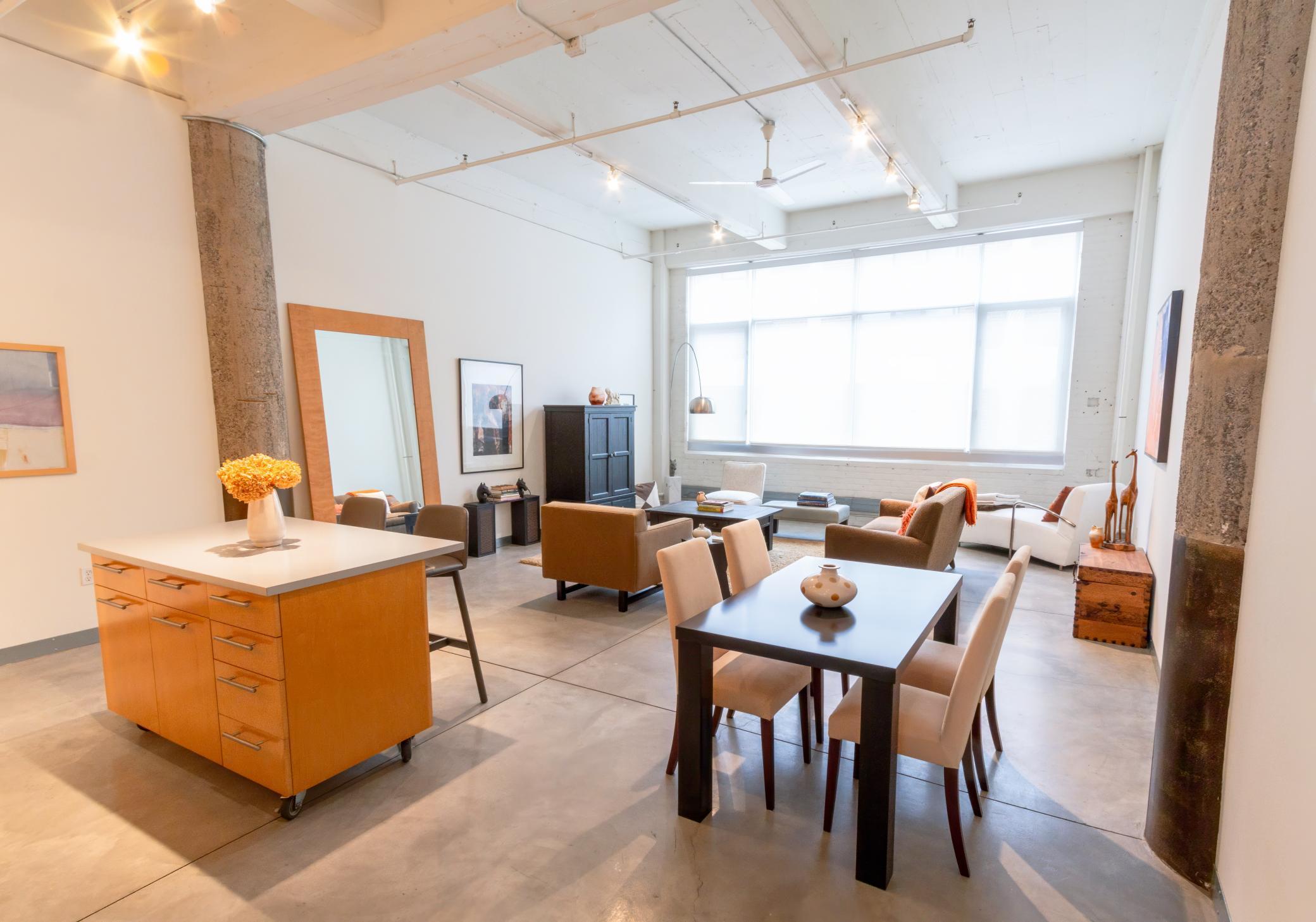 700 Washington Avenue N Unit: 507