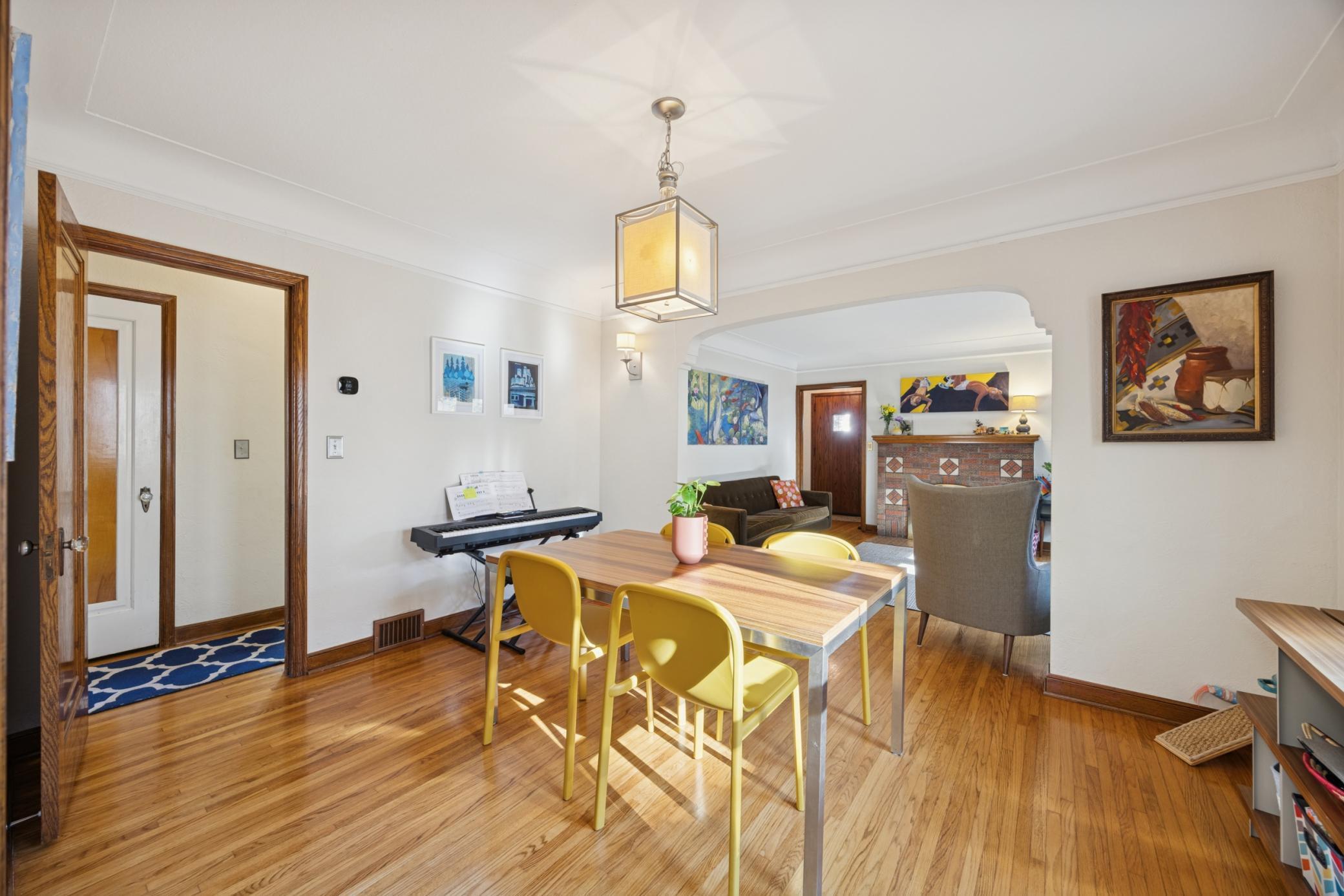 2706 Hayes Street NE