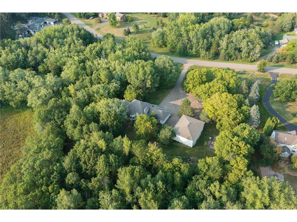 10860 Pawnee Avenue N