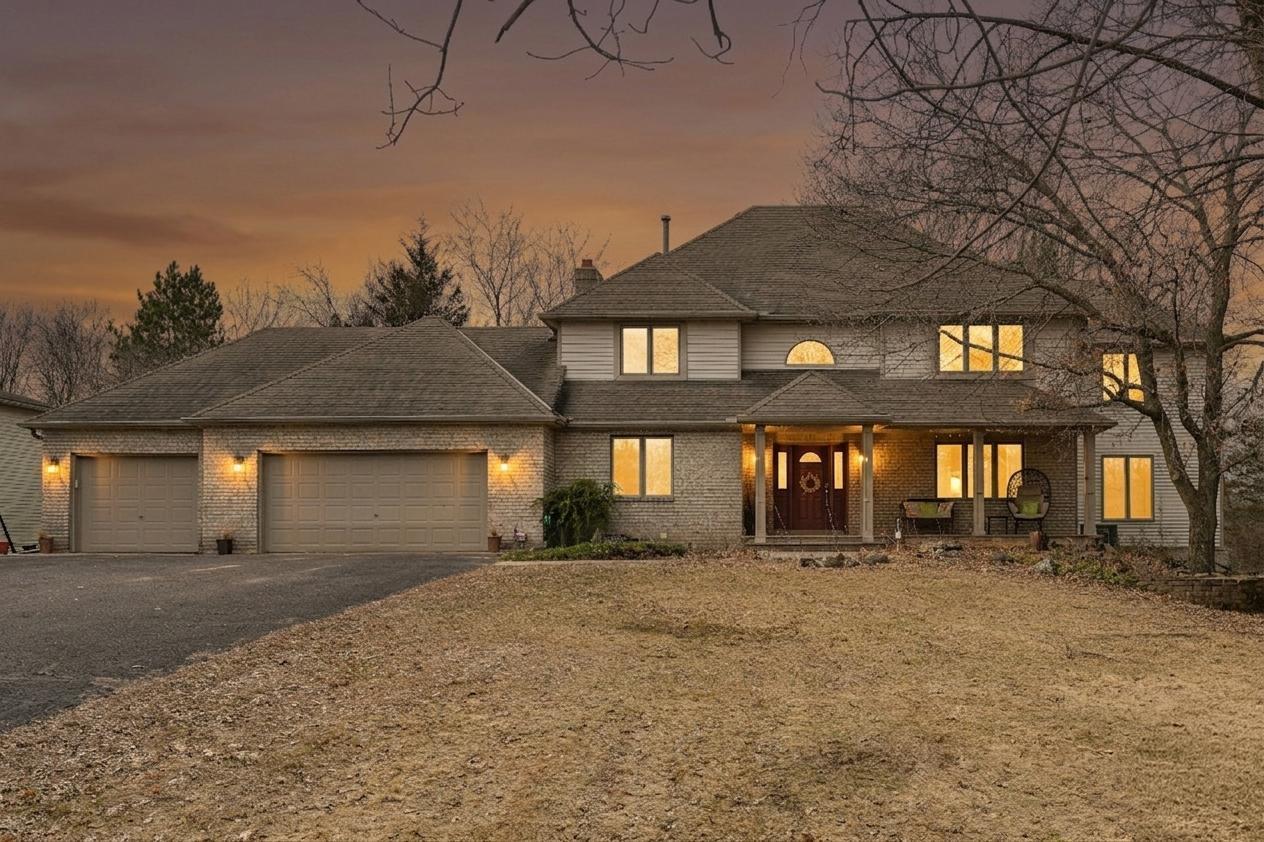 10860 Pawnee Avenue N