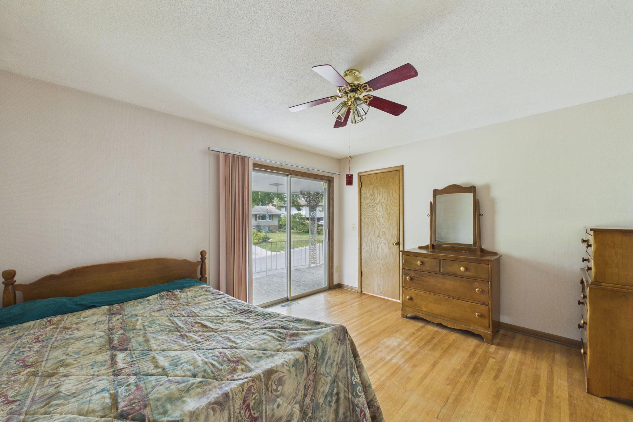 9100 34 1/2 Avenue N