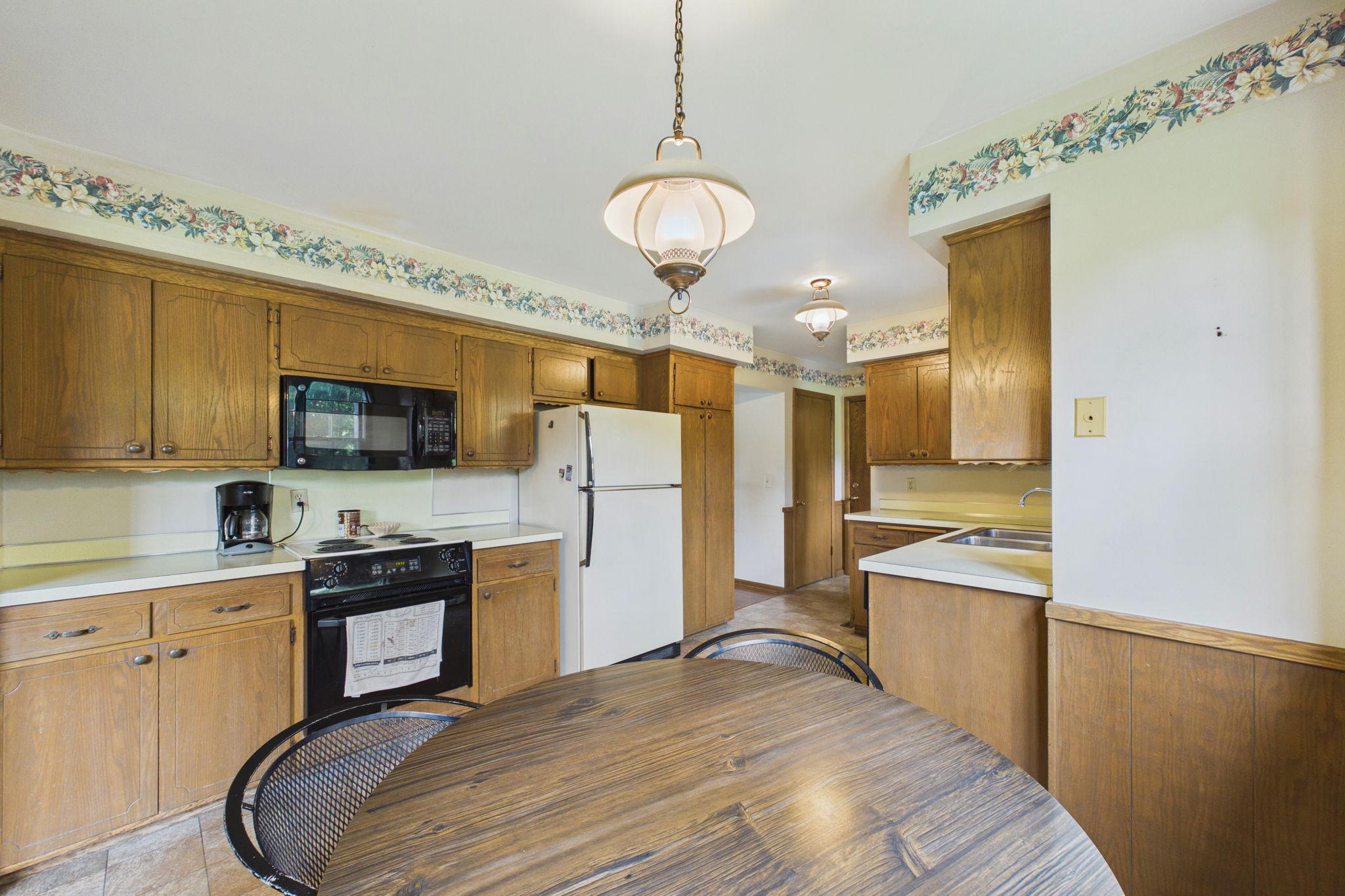 9100 34 1/2 Avenue N