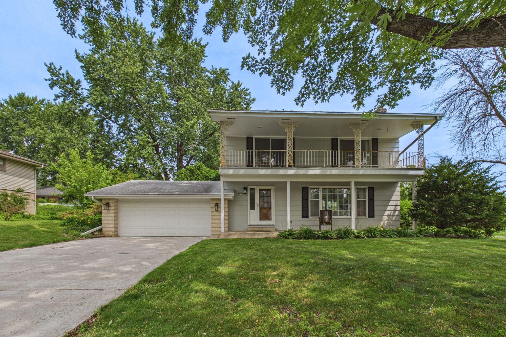9100 34 1/2 Avenue N