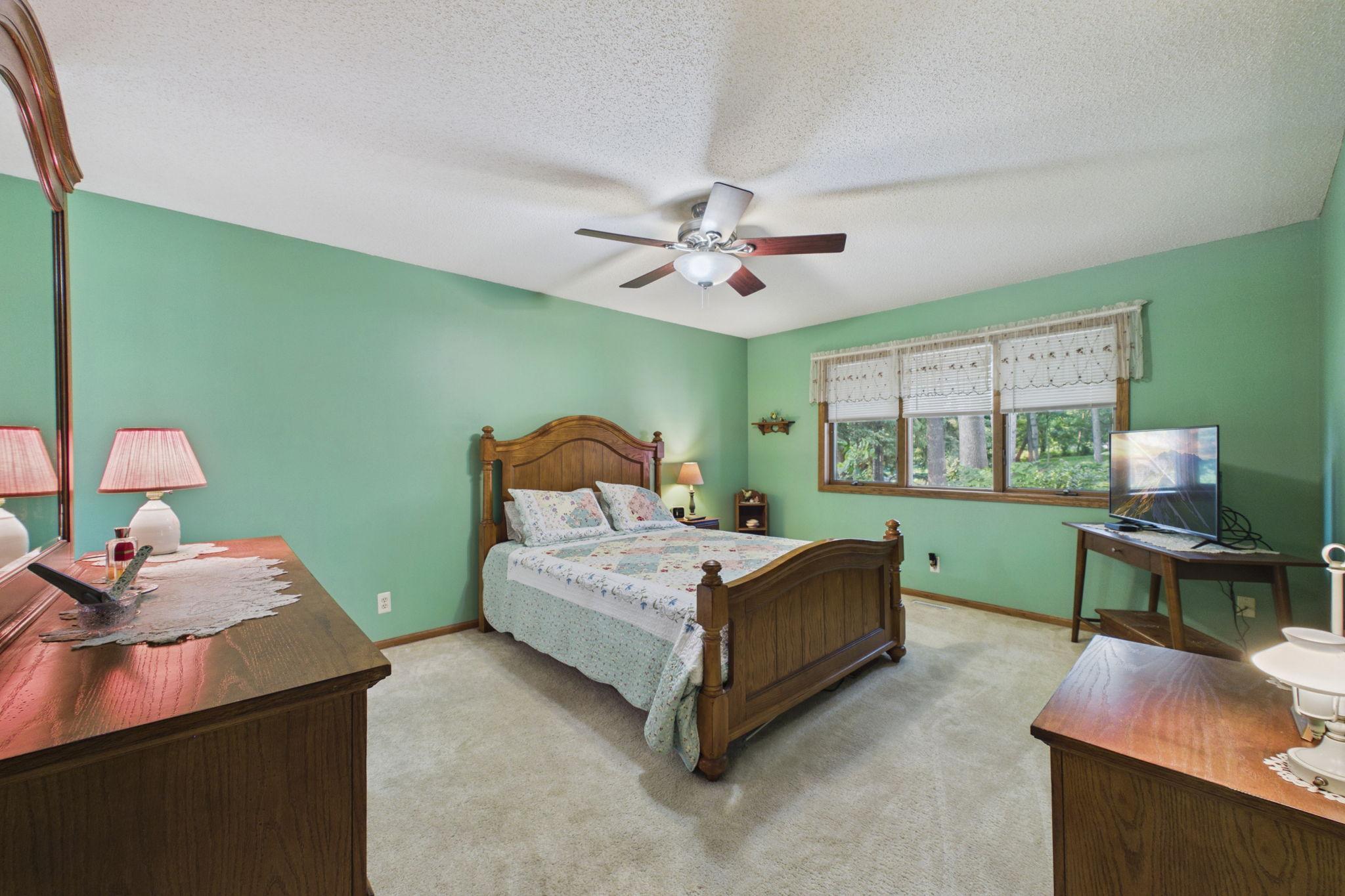 3235 Park Overlook Drive