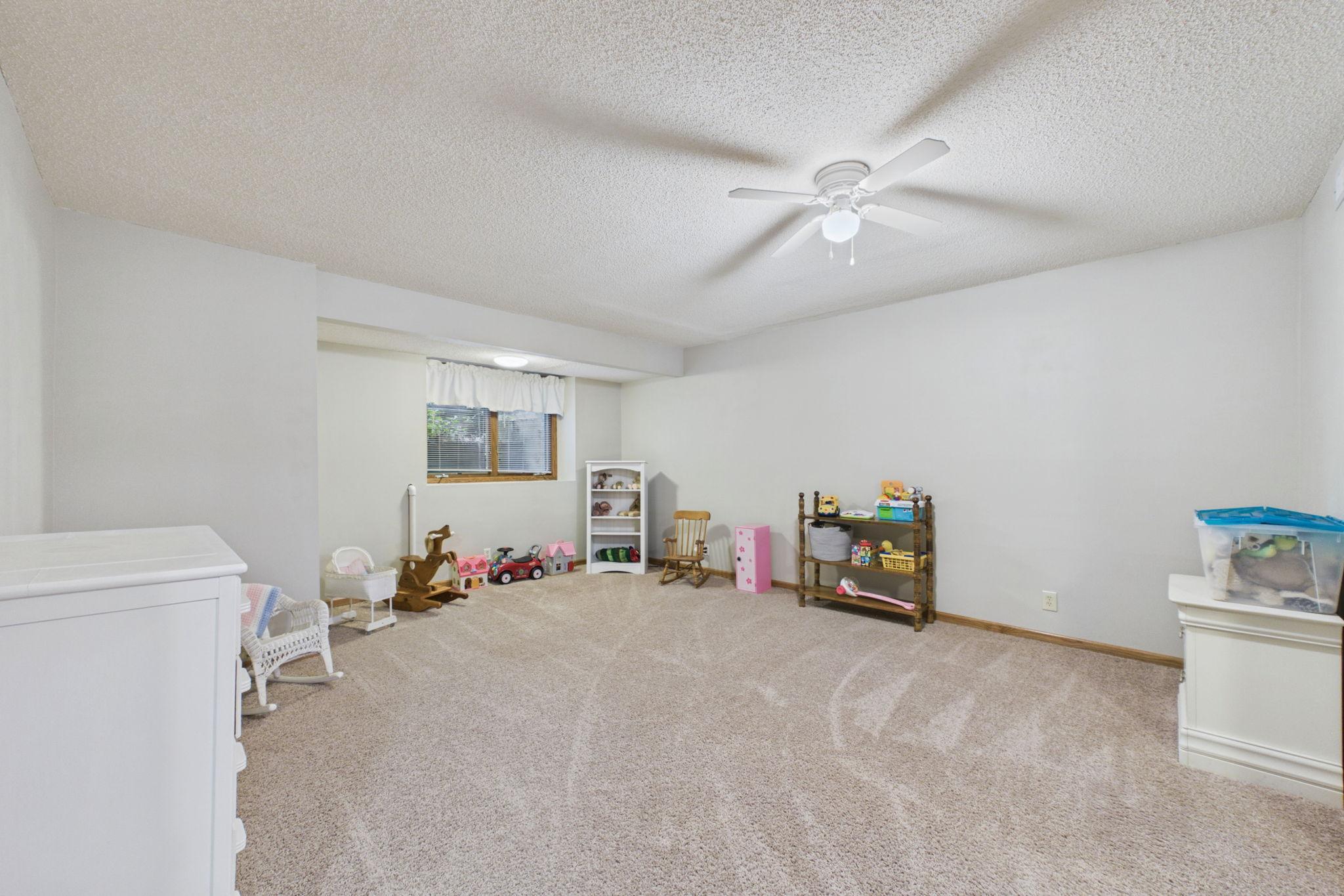 3235 Park Overlook Drive