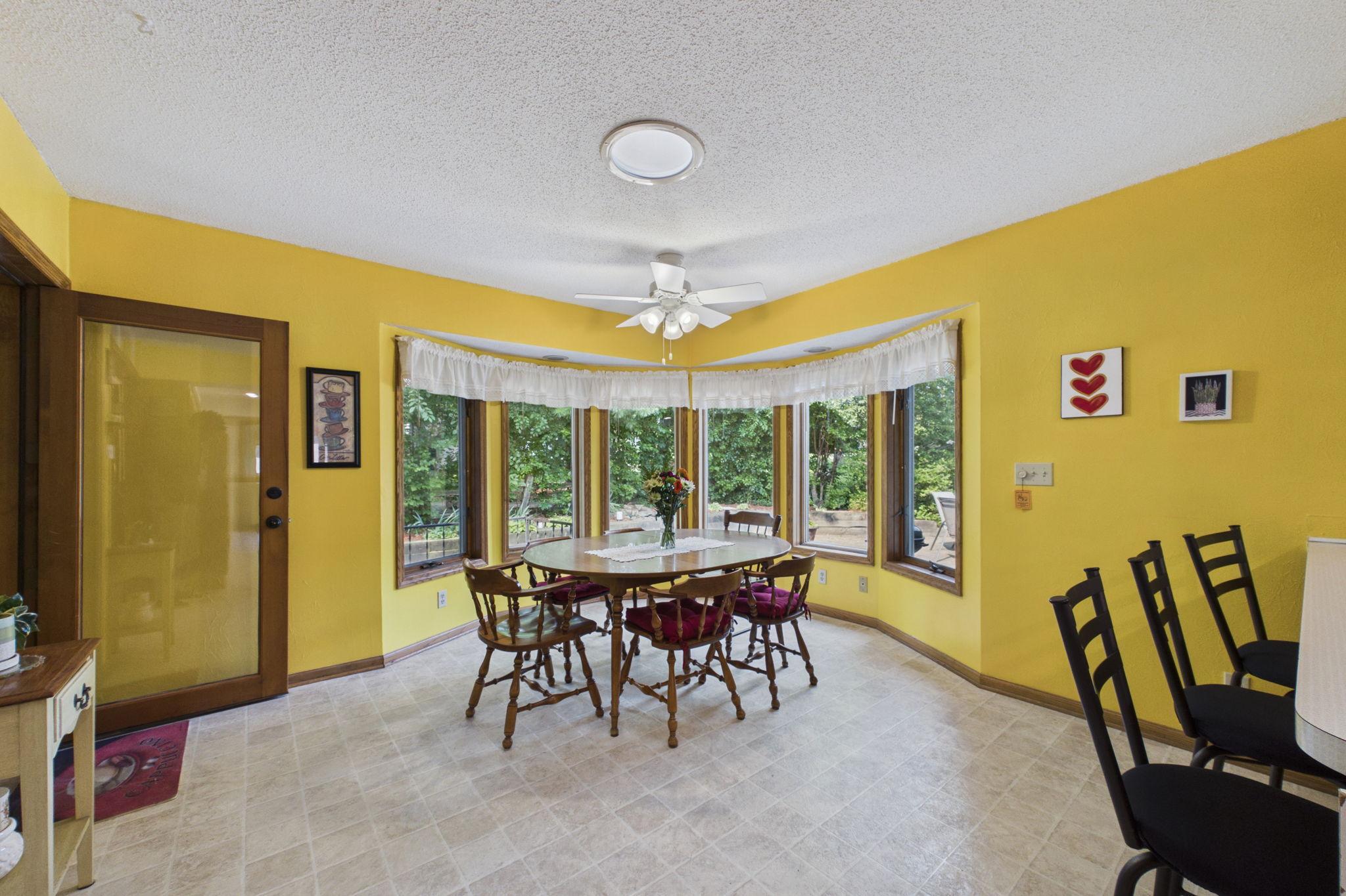 3235 Park Overlook Drive