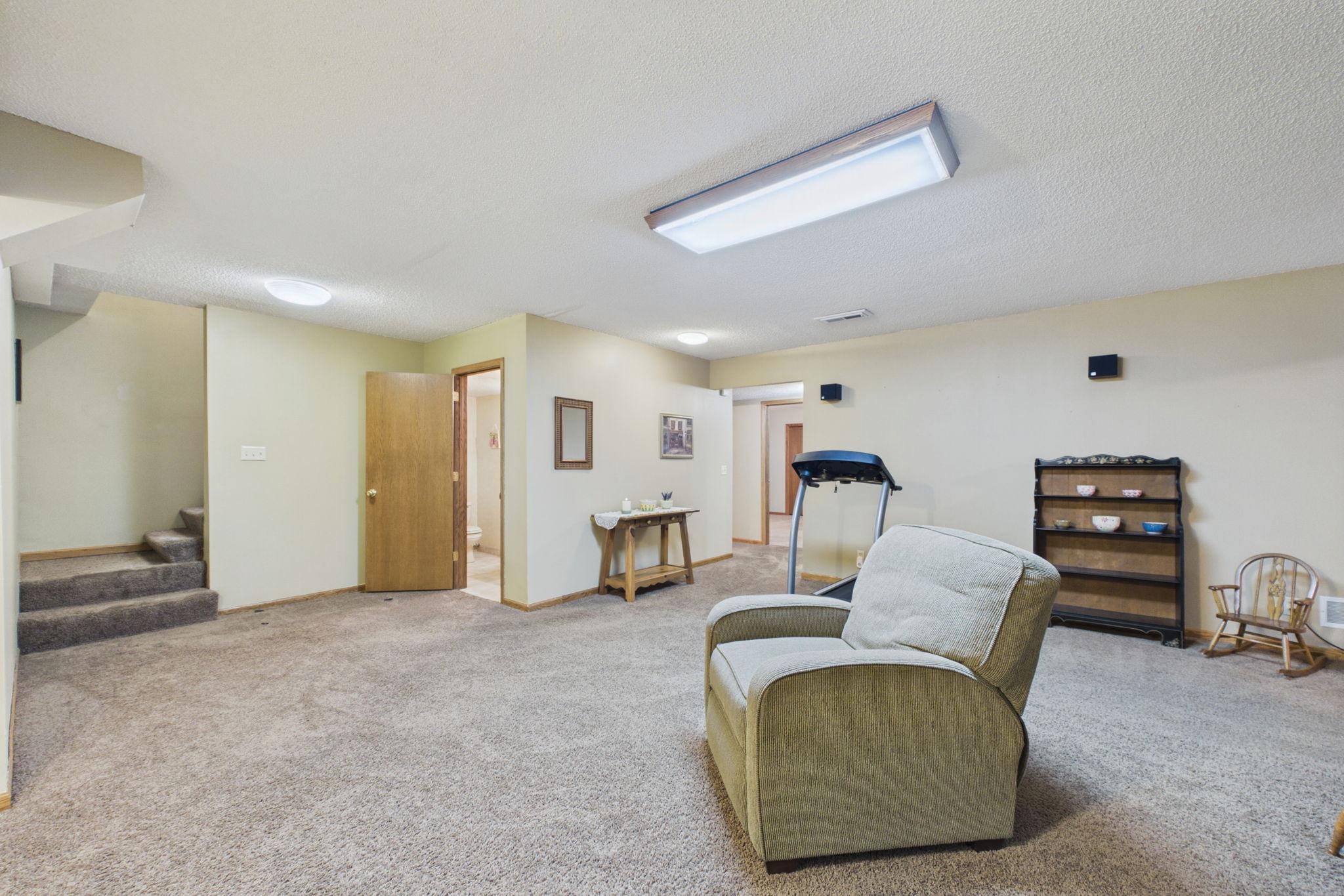 3235 Park Overlook Drive