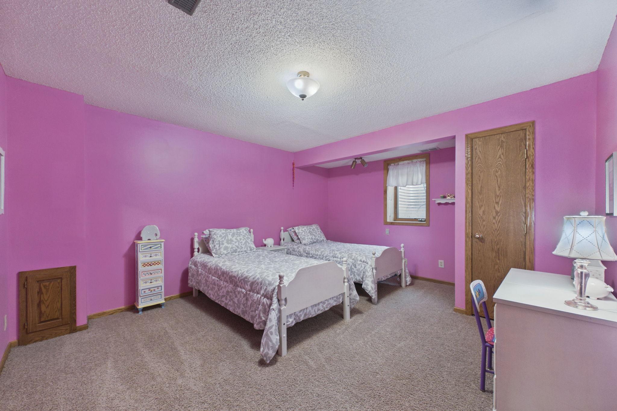 3235 Park Overlook Drive