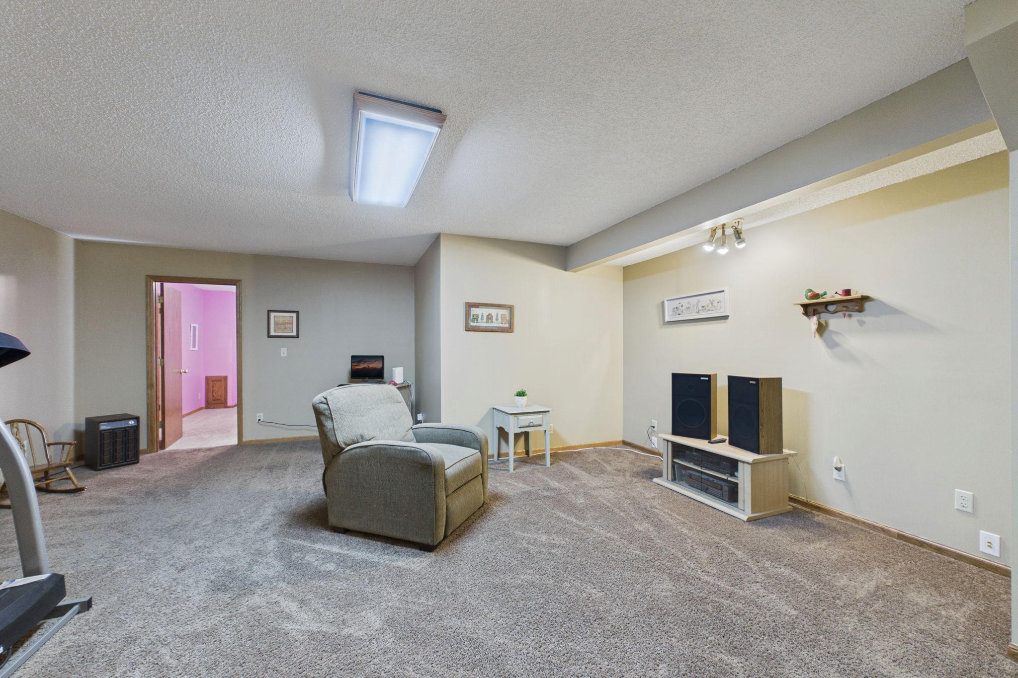 3235 Park Overlook Drive