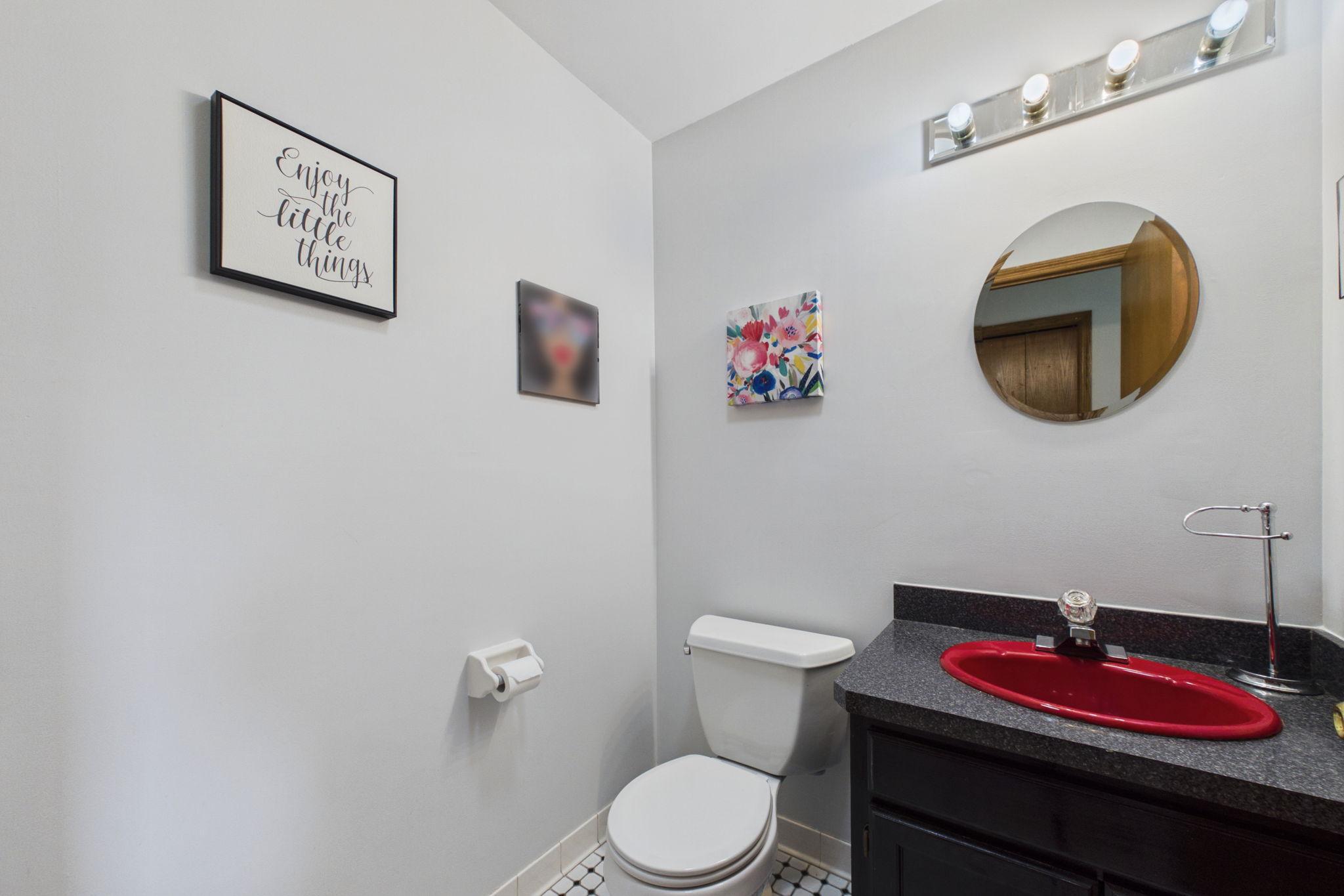 3235 Park Overlook Drive