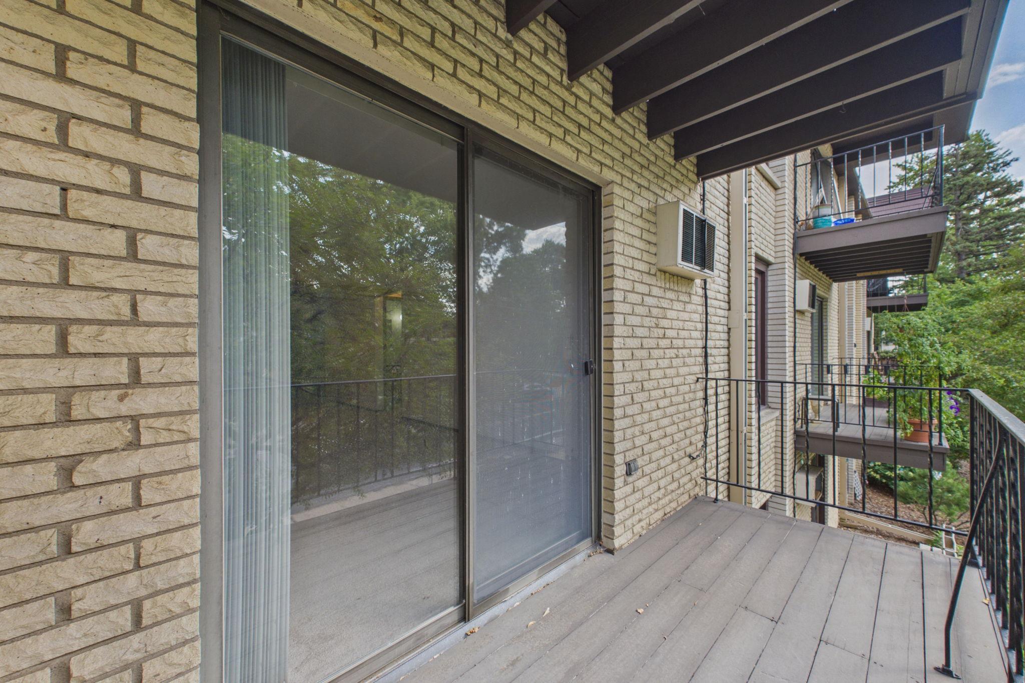 2809 E Minnehaha Parkway Unit: 205