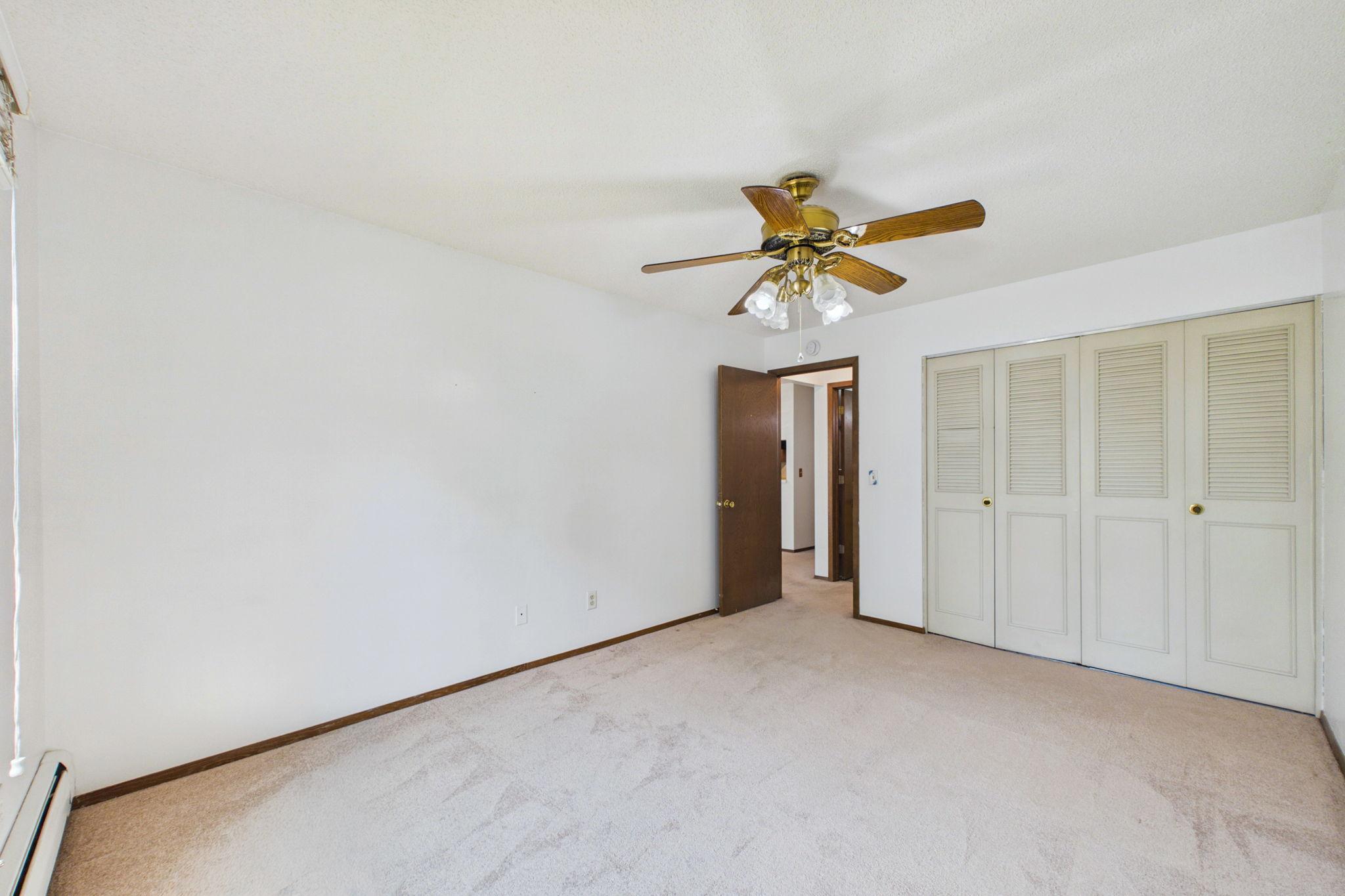 2809 E Minnehaha Parkway Unit: 205
