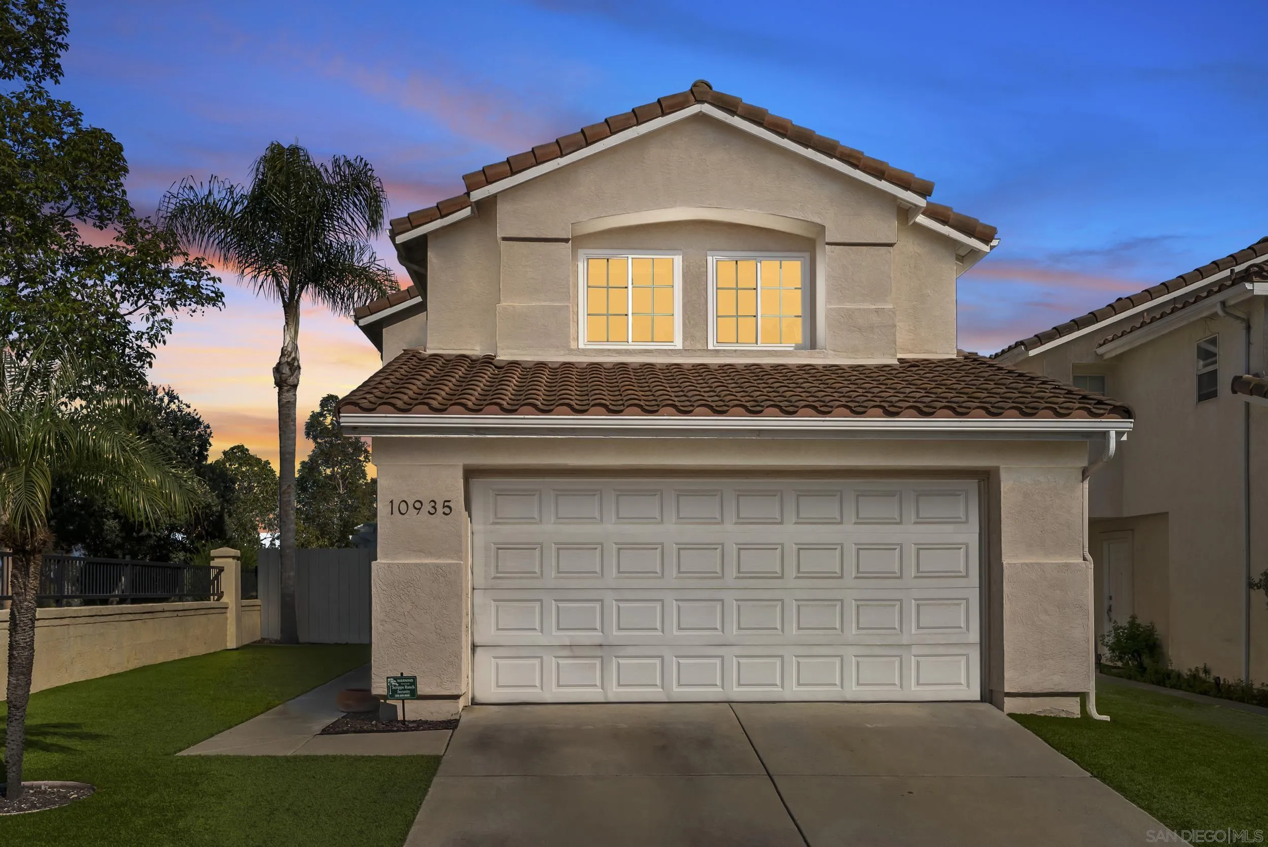 10935 Caminito Arboles