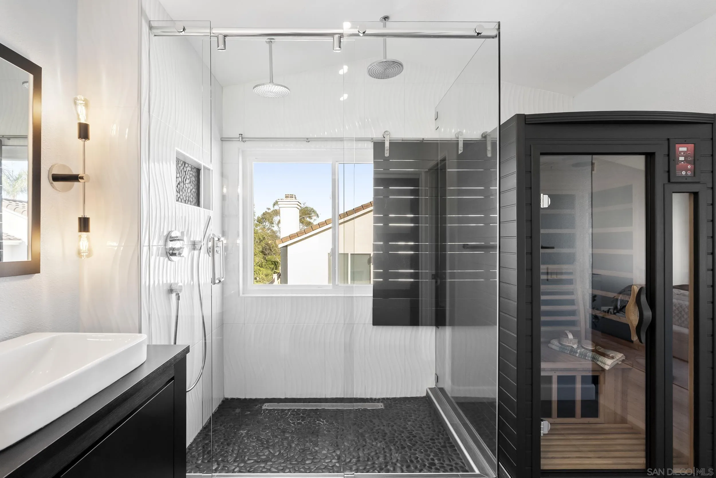 10935 Caminito Arboles