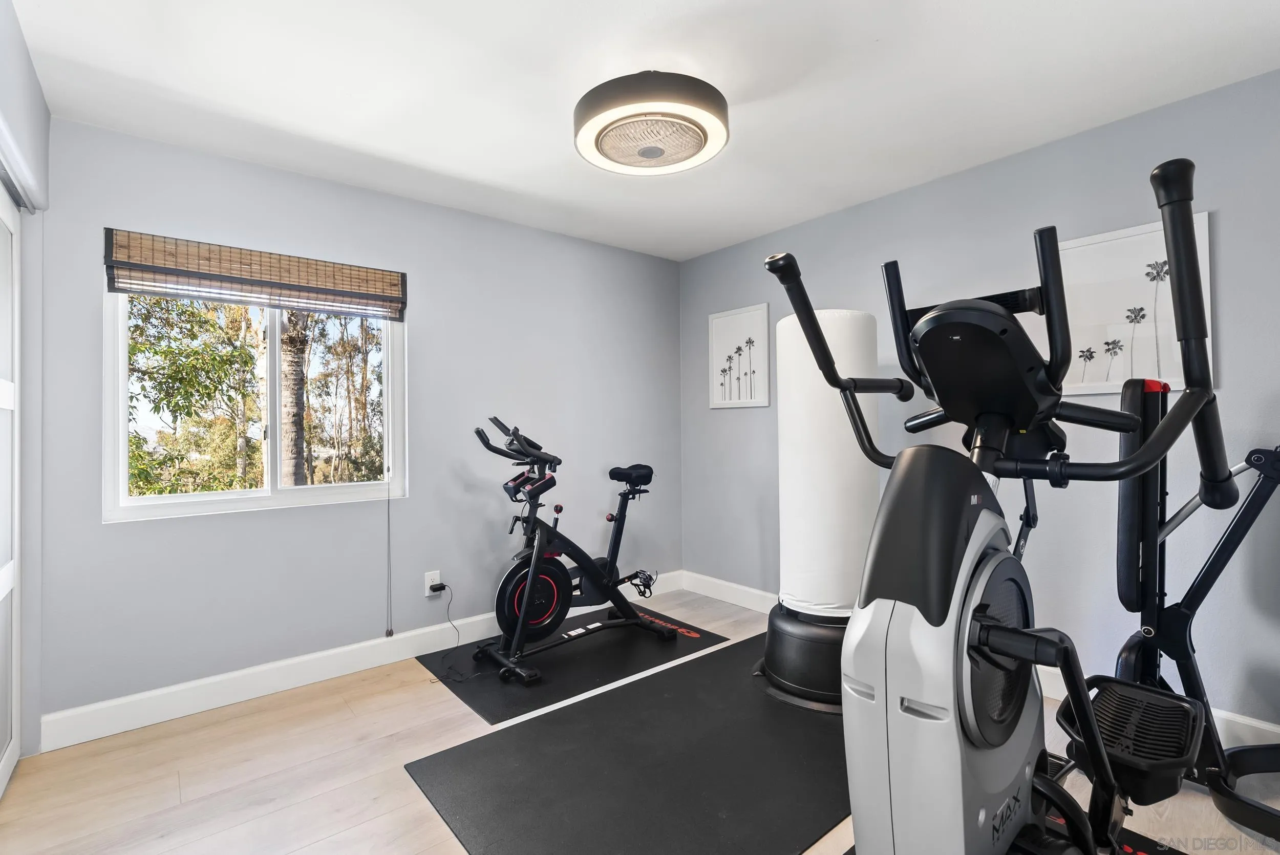 10935 Caminito Arboles