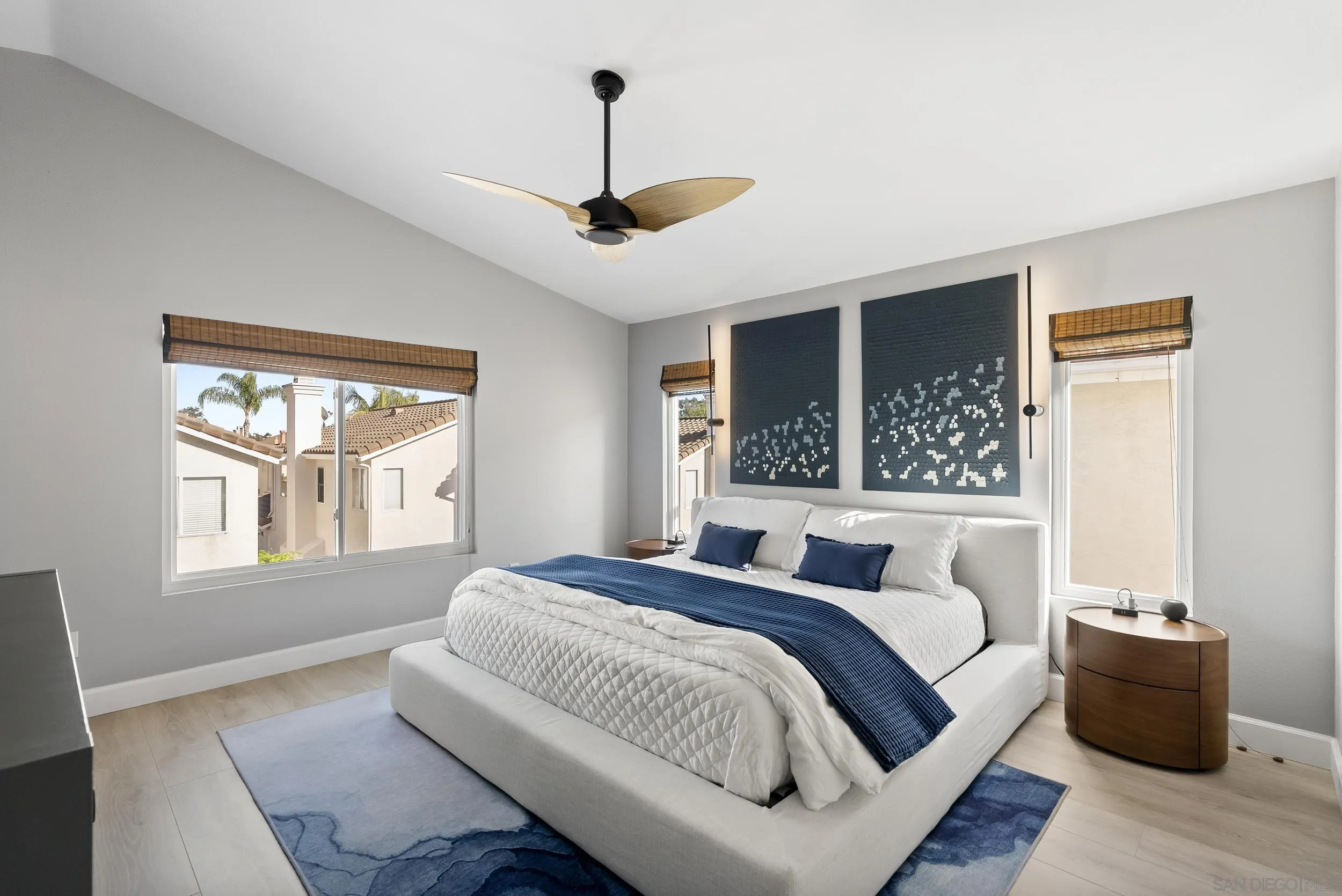 10935 Caminito Arboles