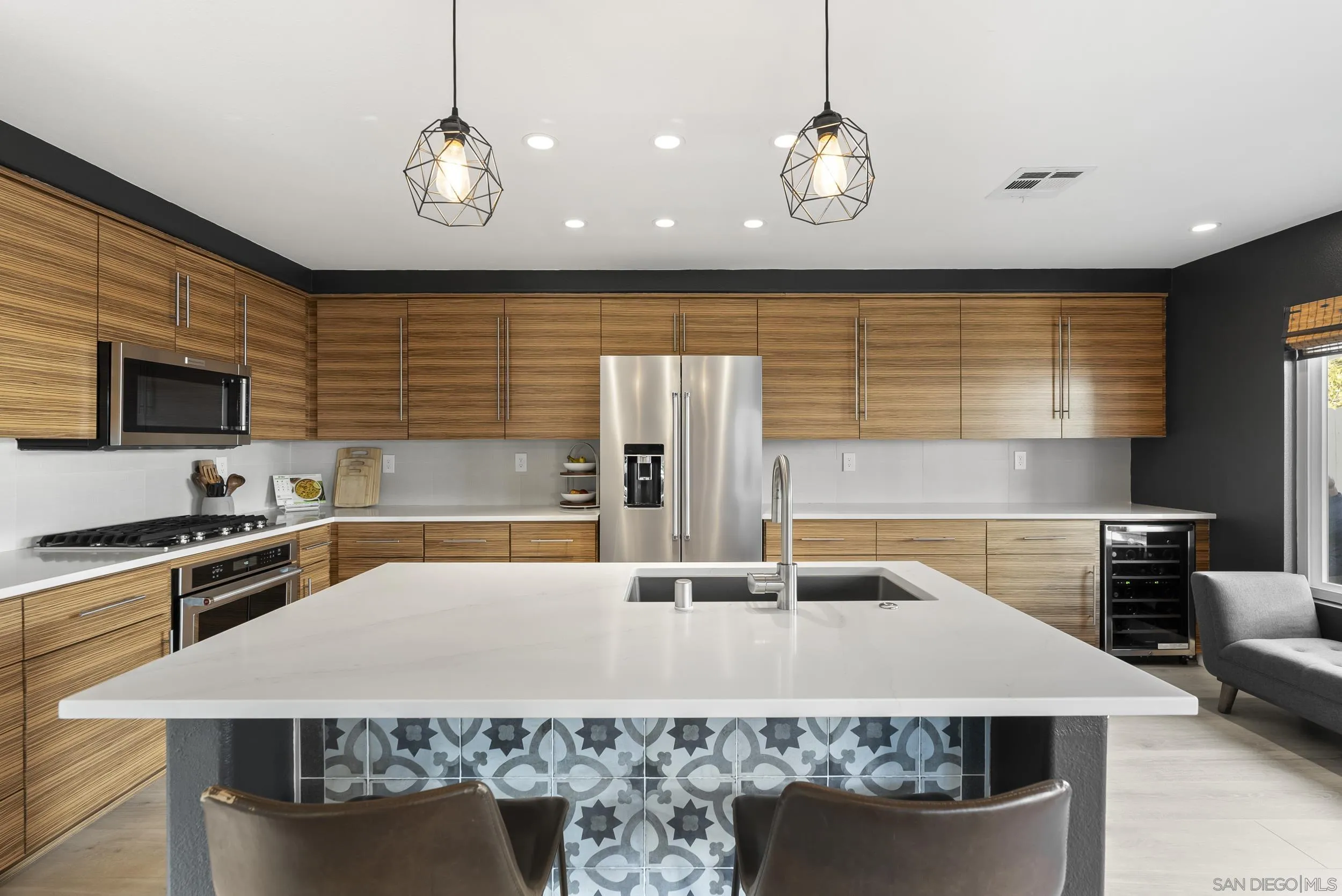 10935 Caminito Arboles