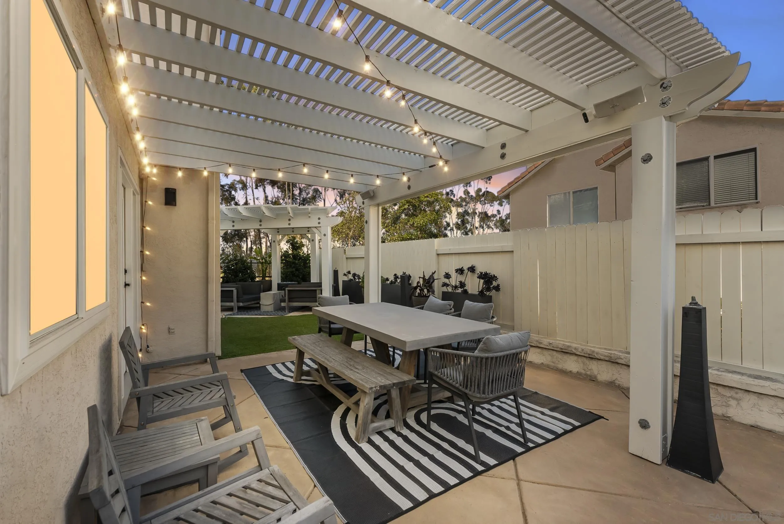 10935 Caminito Arboles