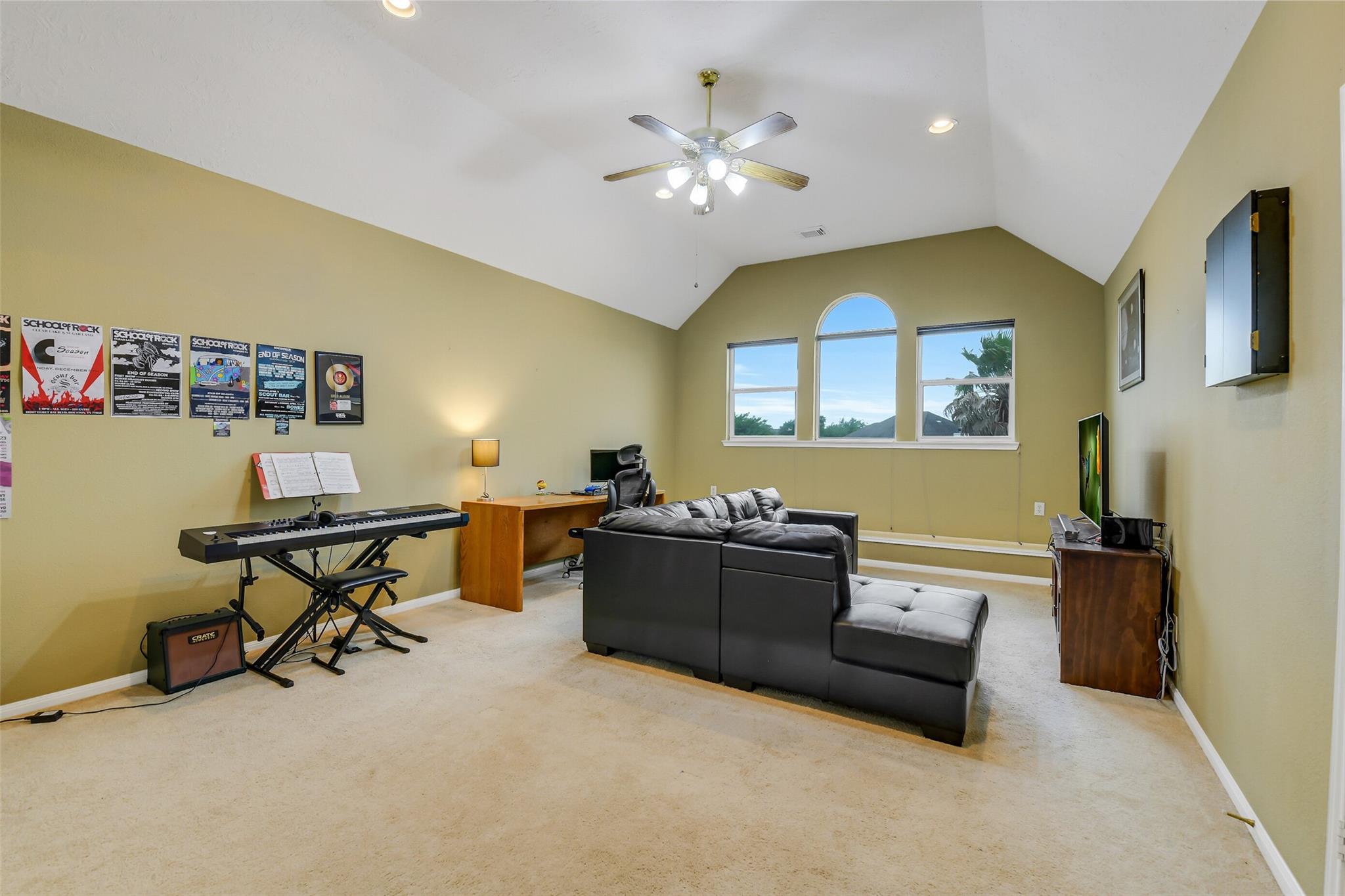 855 Booth Bay Court