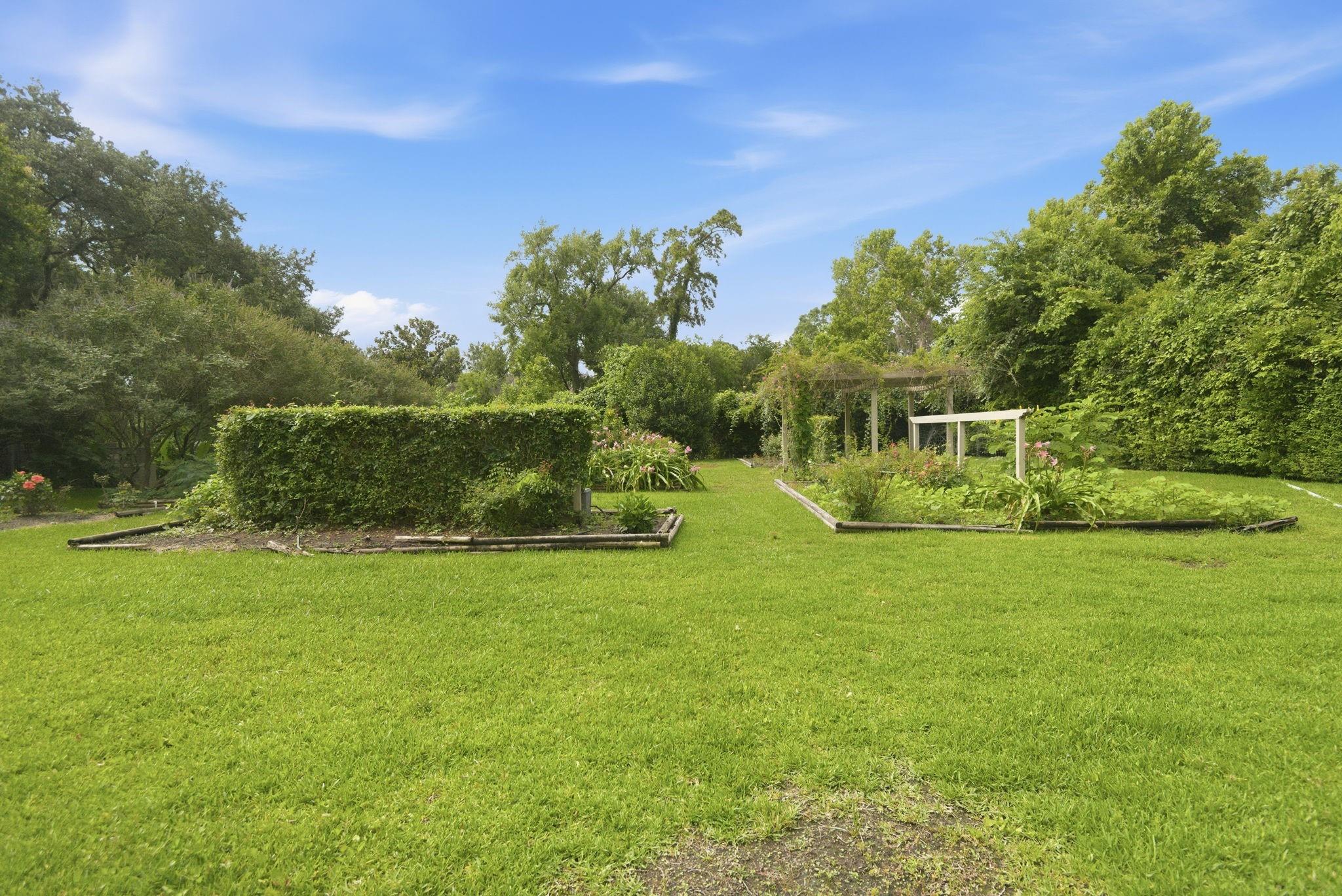9400 Doliver Drive # 21