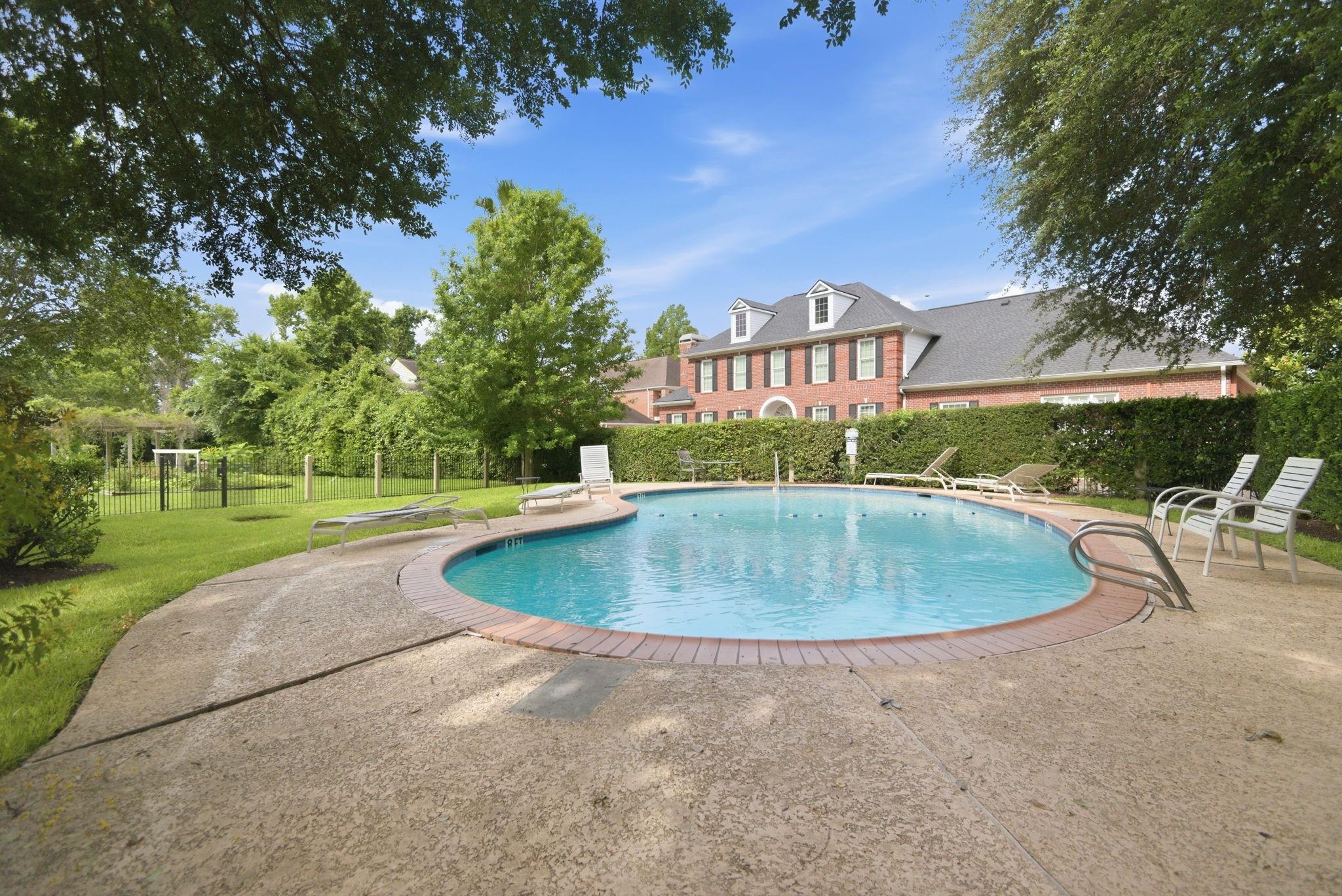 9400 Doliver Drive # 21