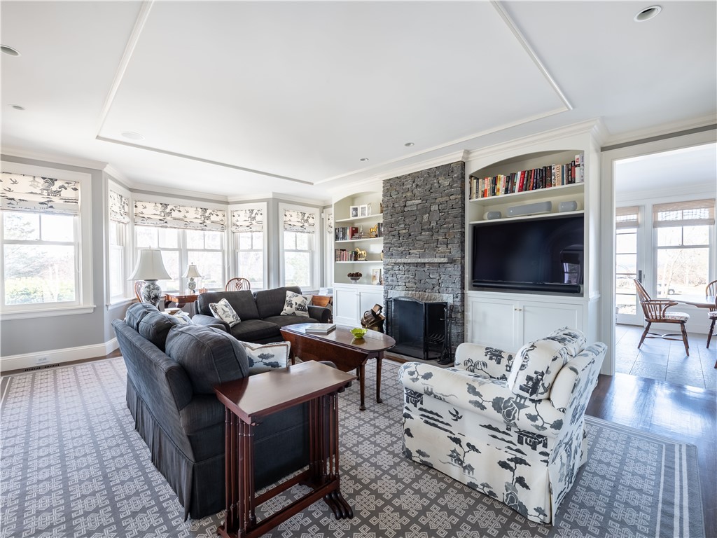 271 Carnegie Harbor Drive