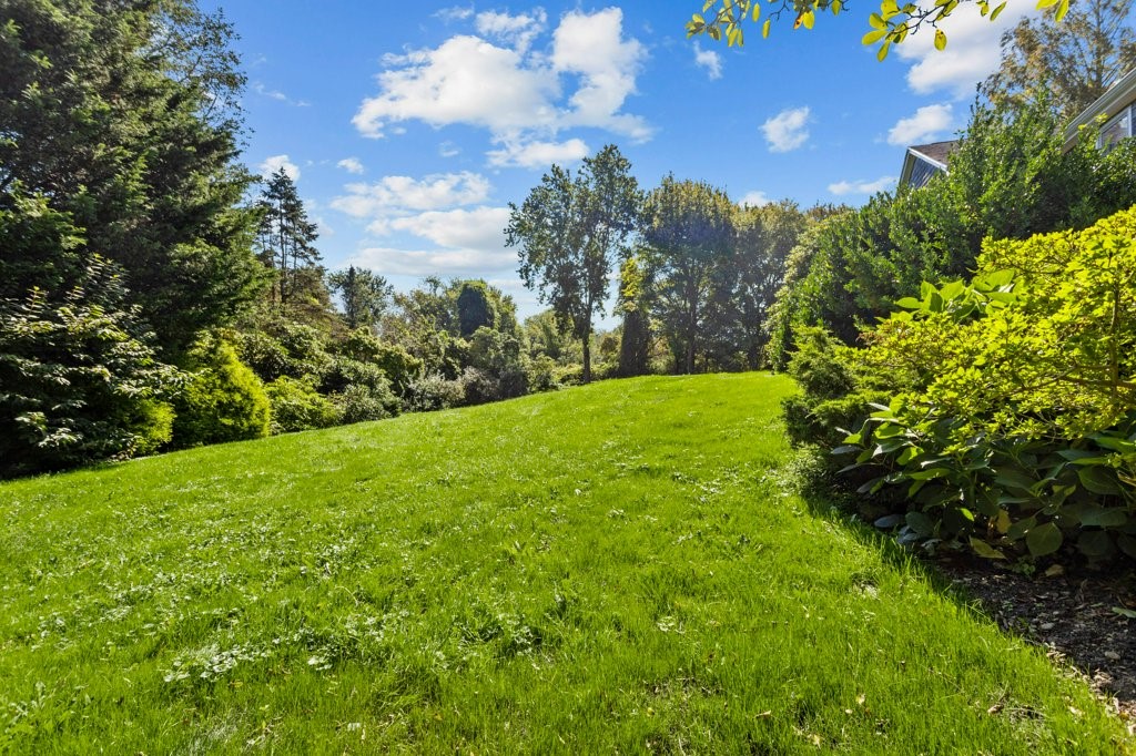 259 Black Point Lane