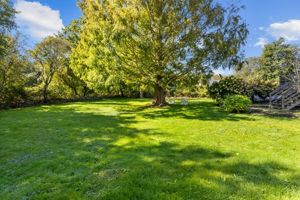 259 Black Point Lane