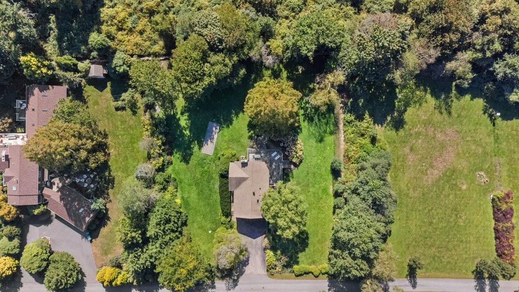 259 Black Point Lane