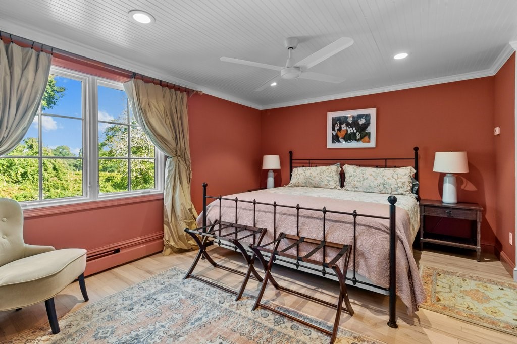 259 Black Point Lane