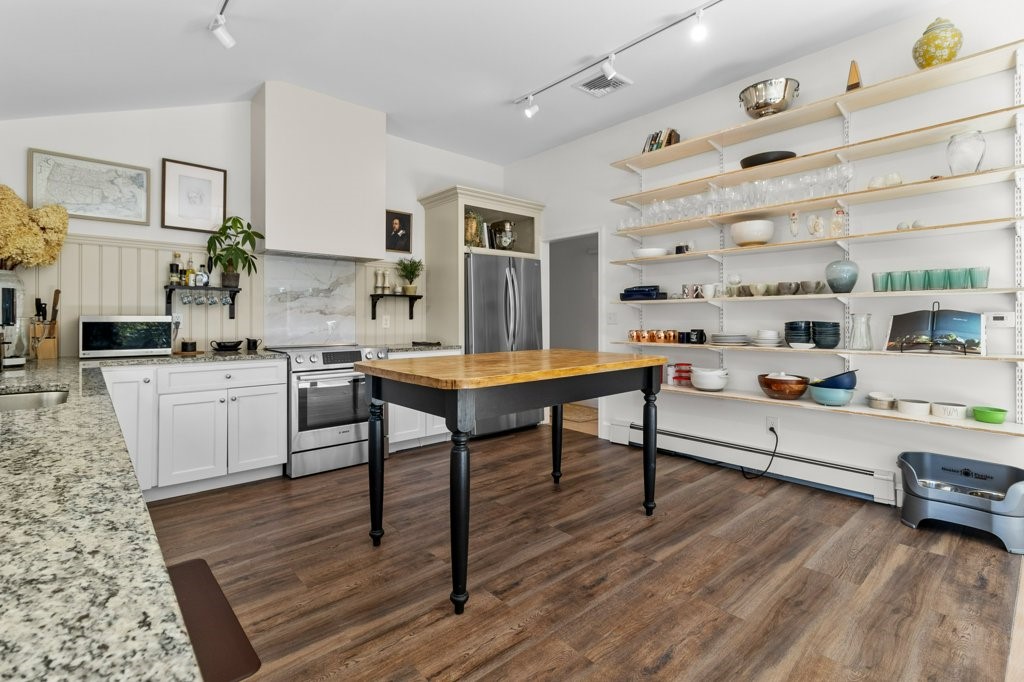 259 Black Point Lane