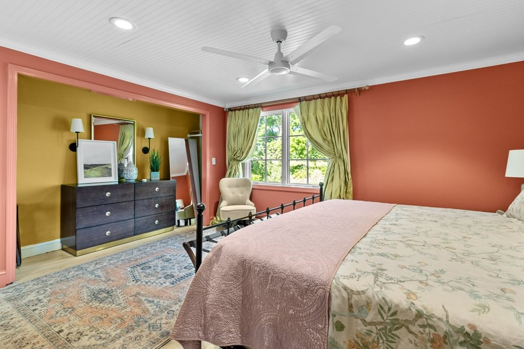 259 Black Point Lane