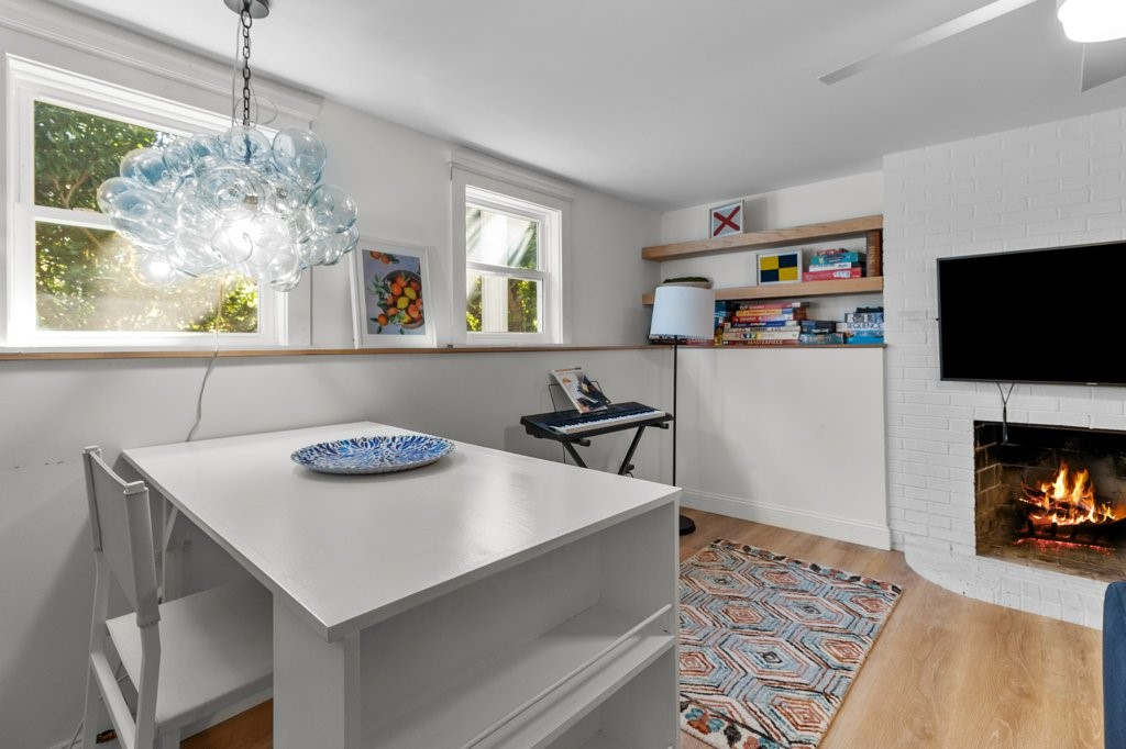 259 Black Point Lane