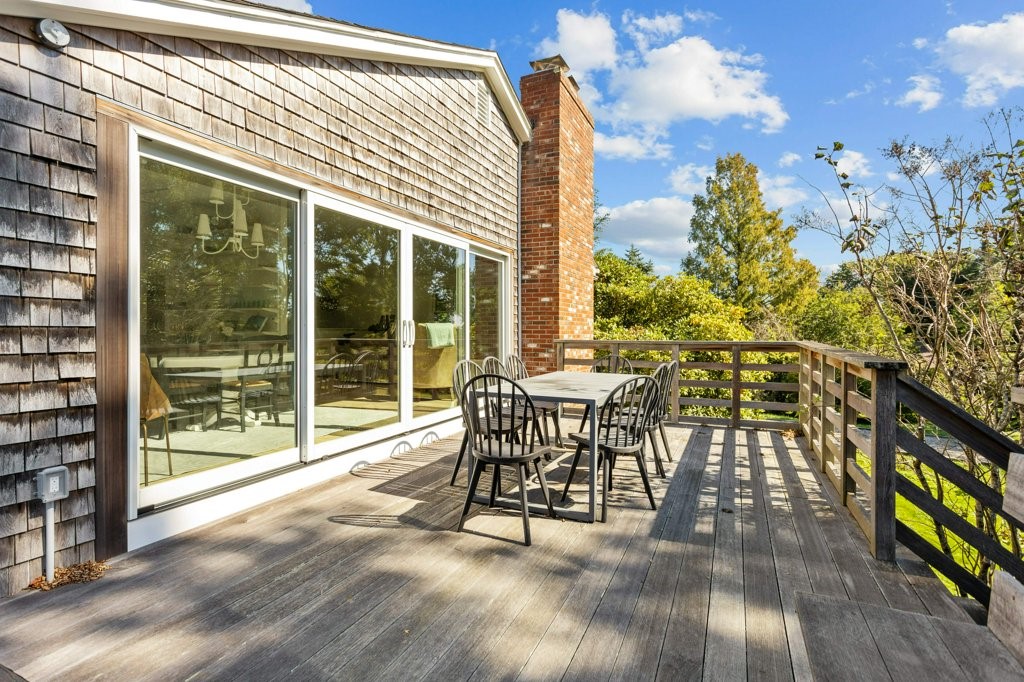 259 Black Point Lane