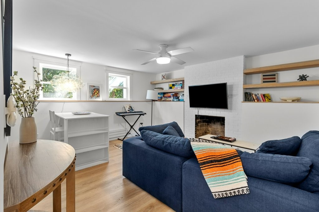 259 Black Point Lane