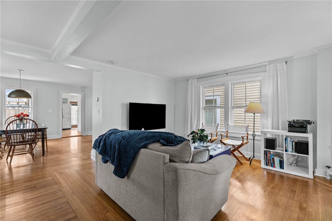 90 3rd Street