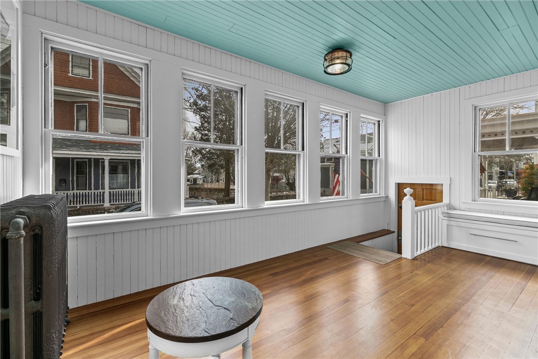 90 3rd Street
